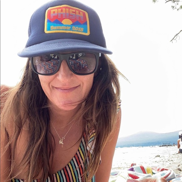 Meet your Posher, Karen - Picture 1 of 1